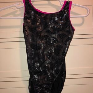 Black and Pink GK leo!